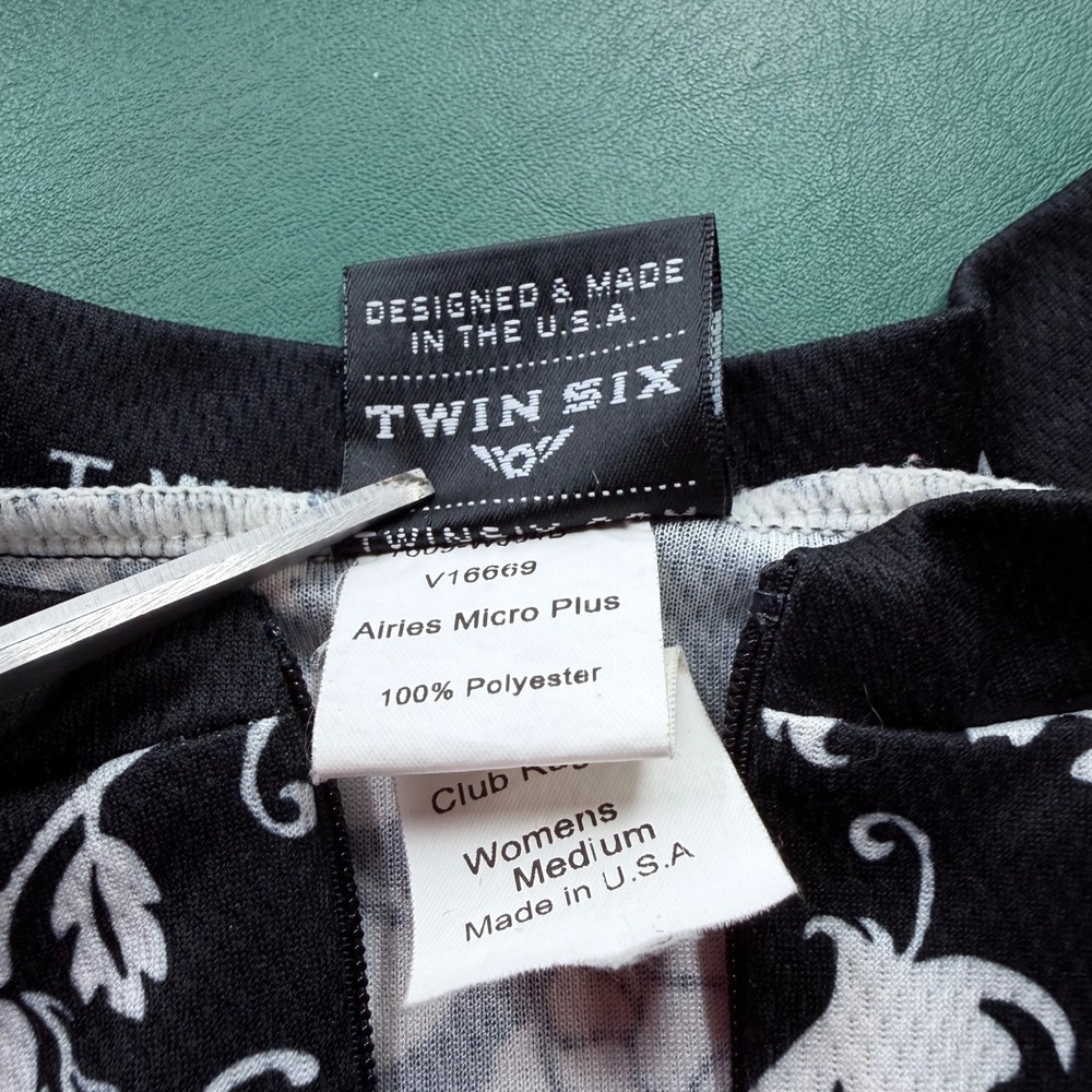 Twin Six The Bird Sleeveless Cycling Jersey Womens Medium Black White Floral Zip - Picture 6 of 7